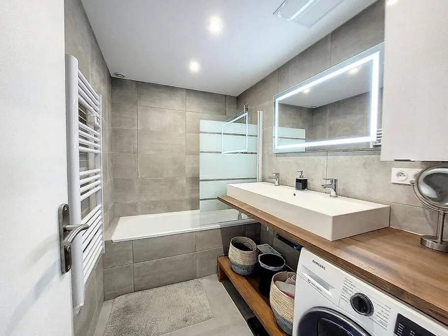 Duplex En Rez De Jardin Apartment Neuville-sur-Saone